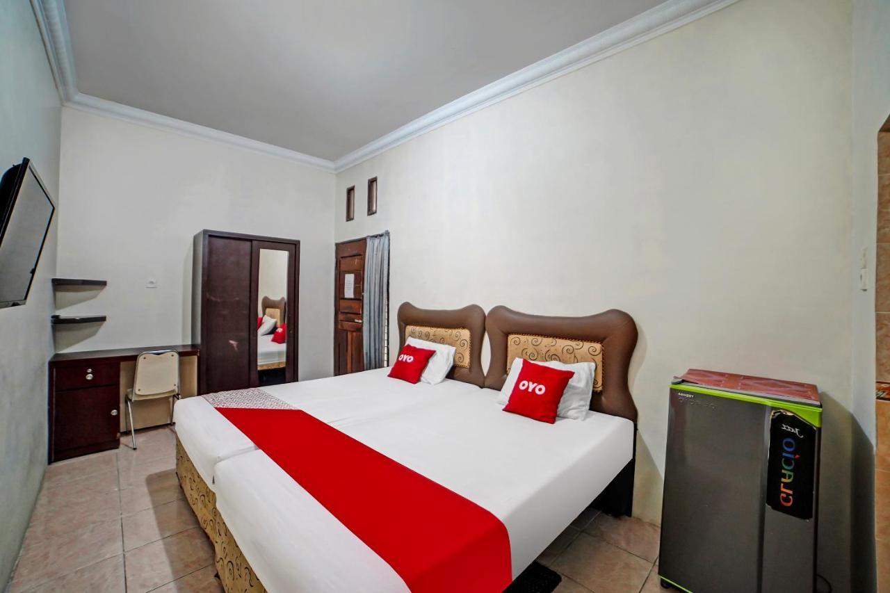 Oyo 90751 Graha Sei Batugingging Hotel Medan Luaran gambar