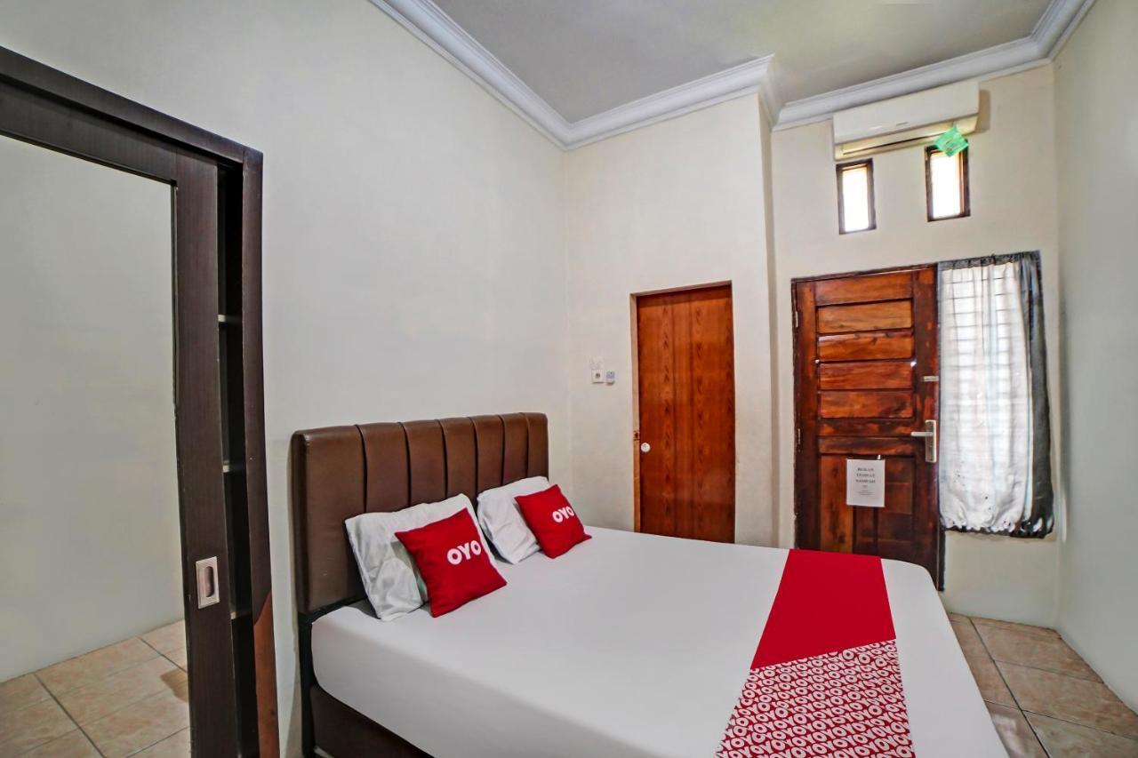 Oyo 90751 Graha Sei Batugingging Hotel Medan Luaran gambar
